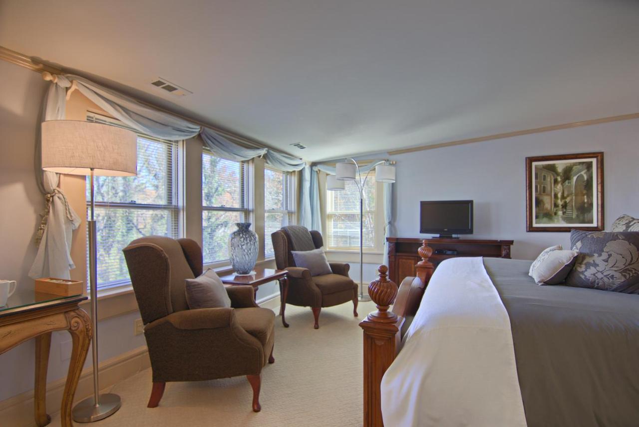 North Lodge On Oakland Bed And Breakfast Asheville Buitenkant foto